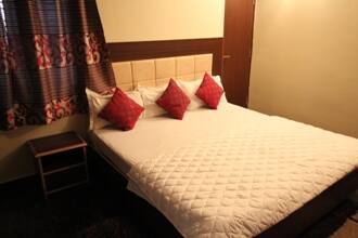 Hotel Am Suites, Bangalore 1